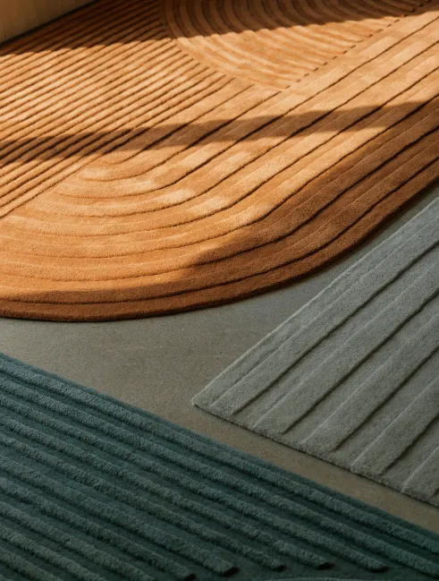 Relevo Rug, Dark Green, 6'5 x 9'8